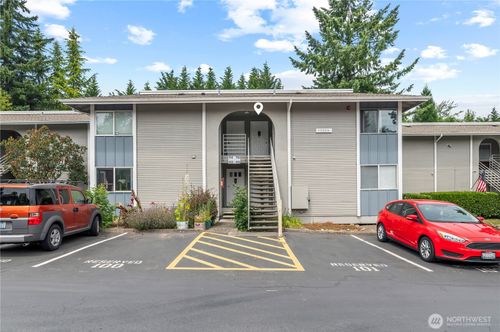 apt-116-17306 Ne 45th St, Redmond, WA, 98052-5647 | Card Image