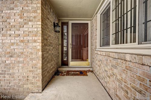 773 Red Maple Ln, Wixom, MI, 48393-4526 | Card Image