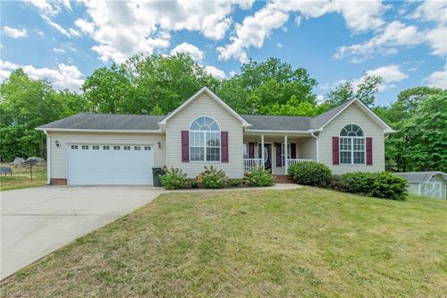 676 Old Castle Dr, Randleman, NC, 27317-8312 | Card Image