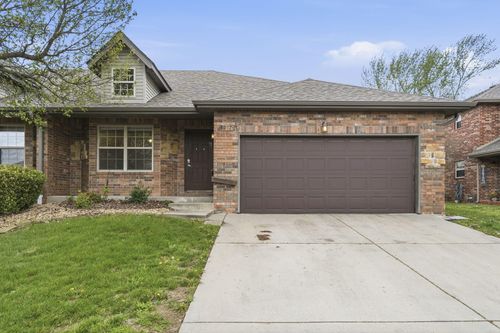 3917 N 15th Street, Ozark, MO, 65721 | Card Image