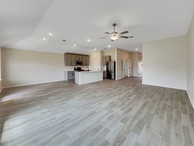 137 Periwinkle Ln, House other with 4 bedrooms, 3 bathrooms and 2 parking in Bastrop TX | Image 11