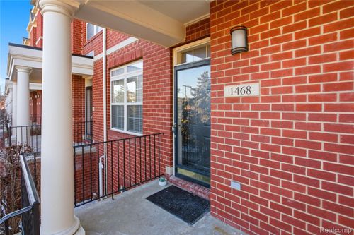 1468 Devon Ln, Troy, MI, 48084-7046 | Card Image