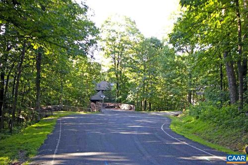 25 Stony Cove Ln, WINTERGREEN RESORT, VA, 22967-8242 | Card Image