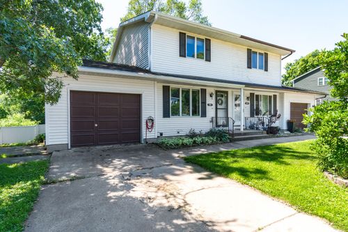 936 Green Bay St, Onalaska, WI, 54650-3331 | Card Image