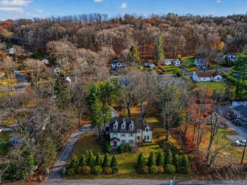 484 Bedford Rd, Bedford Hills, NY, 10507-1604 | Card Image