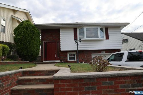 326 Wood Ridge Ave, Wood Ridge, NJ, 07075-1528 | Card Image