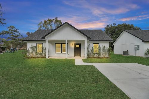 203 Spruce Ln, Daisetta, TX, 77533 | Card Image