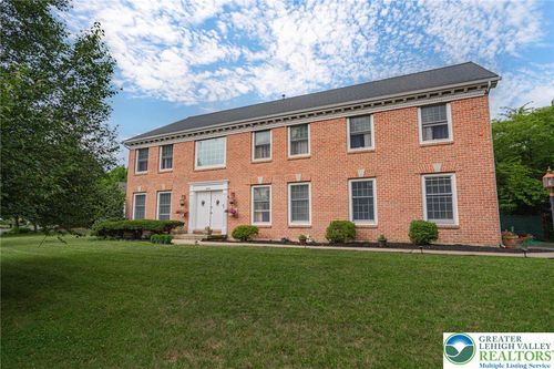 4426 Susan Dr, BETHLEHEM, PA, 18017-8748 | Card Image