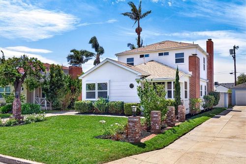 8031 Altavan Ave, Los Angeles, CA, 90045-2509 | Card Image