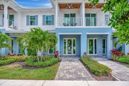 4695 Se Manatee Way, Stuart, FL, 34997-5326 | Card Image