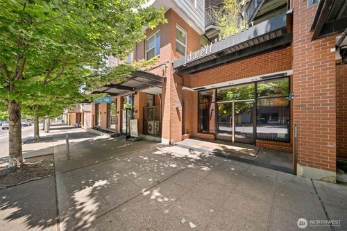 c420-1026 Ne 65th St, Seattle, WA, 98115-6666 | Card Image