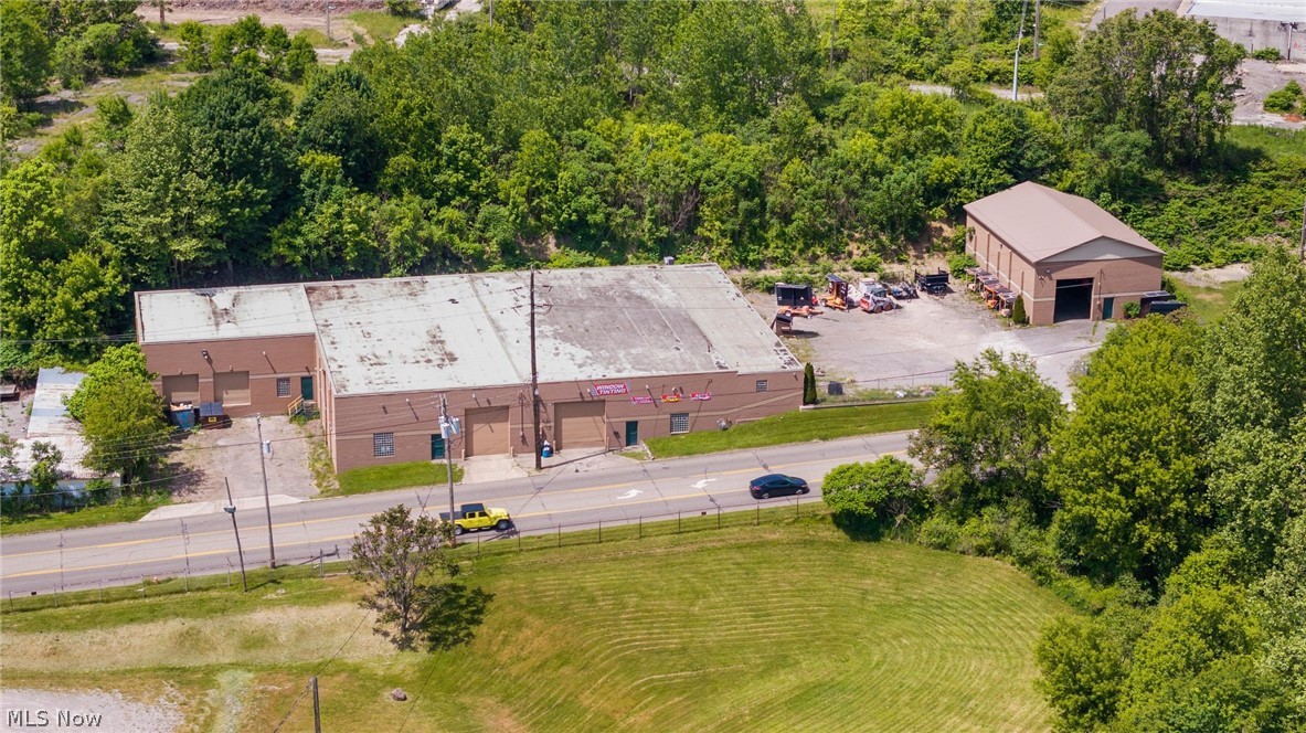 1104 Andrews Ave, Youngstown, OH 44505