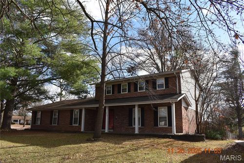 3938 Hirondelle Ln, Florissant, MO, 63034-2310 | Card Image