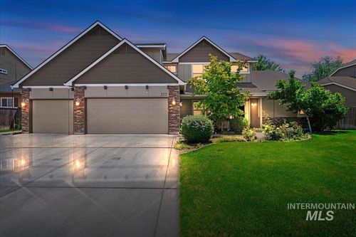 377 E Kite Dr, Eagle, ID, 83616-5378 | Card Image
