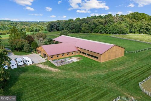 110 Frog Hollow Rd, EAST FALLOWFIELD TOWNSHIP, PA, 19320-4421 | Card Image