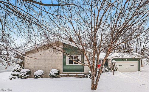 1126 Norwood Dr, Ashtabula, OH, 44004-2360 | Card Image