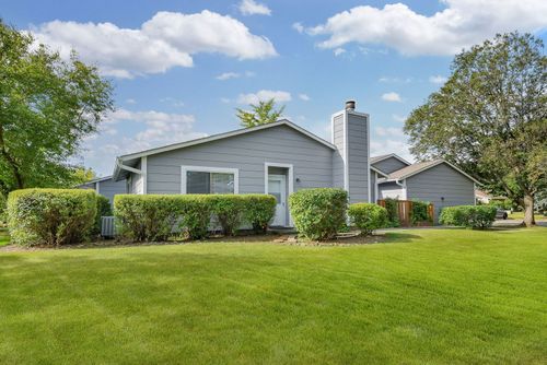 6851-6851 Larkspur Ct, Woodridge, IL, 60517-1741 | Card Image