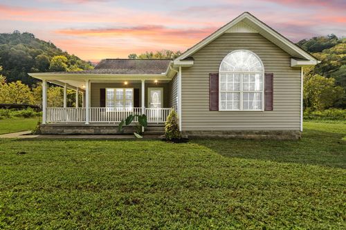 3150 Highway 1482, Oneida, KY, 40972-6523 | Card Image