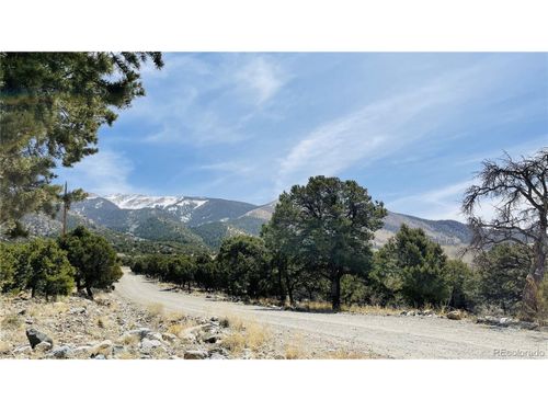 145 Lake Of The Falls Pkwy, Mosca, CO, 81146-9781 | Card Image