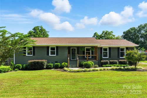 2565 Oxford Cir, Lancaster, SC, 29720-9580 | Card Image