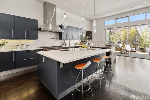 720 Clementina St, San Francisco, CA, 94103-3813 | Card Image