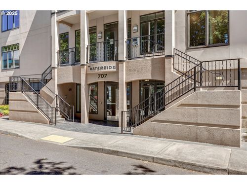 215-707 N Hayden Island Dr, Portland, OR, 97217-8153 | Card Image