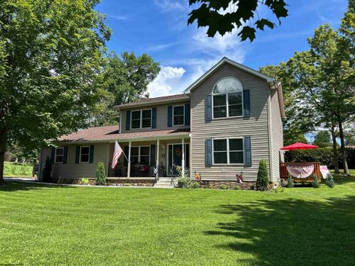 250 Deerfield Cir, Kingwood, WV, 26537-1358 | Card Image