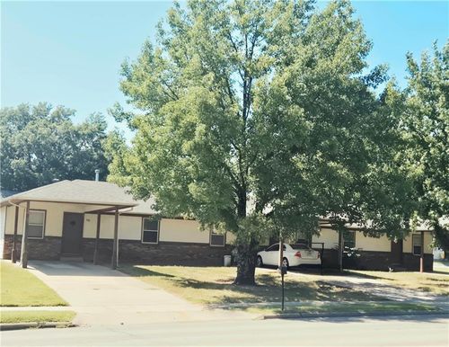 1008 S Rouse St, Pittsburg, KS, 66762-6046 | Card Image