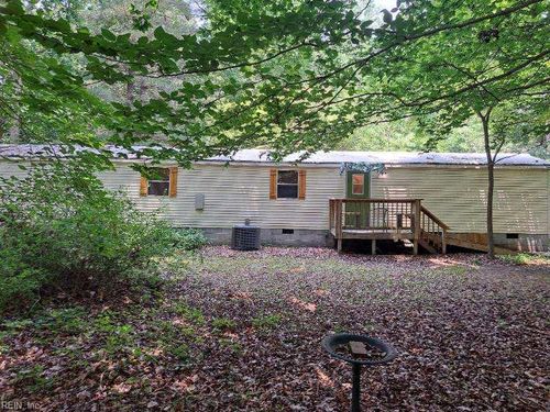 9917 Friendship Rd, North, VA, 23128-9039 | Card Image