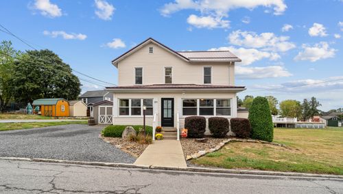 31 3rd St, Falls Creek, PA, 15840-9735 | Card Image