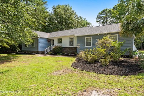 20 Sandtrap Dr, Shallotte, NC, 28470-4419 | Card Image