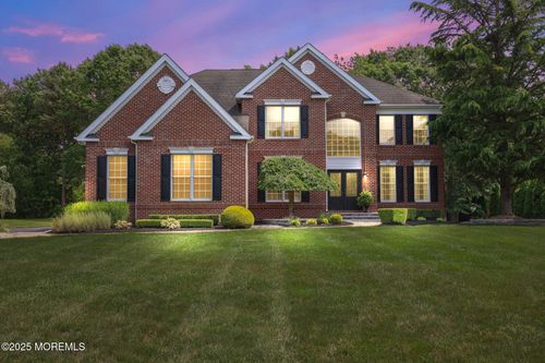 8 Mackenzie Ct, Freehold, NJ, 07728-8477 | Card Image