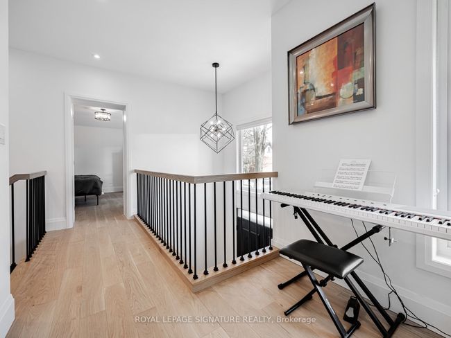 22 Yorkleigh Ave, House other with 6 bedrooms, 4 bathrooms and 4 parking in Etobicoke ON | Image 4