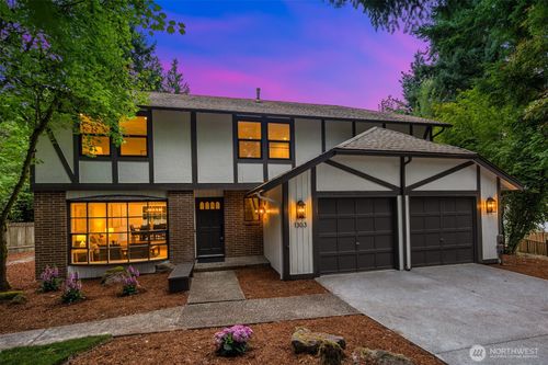 1303 142nd Pl Ne, Bellevue, WA, 98007-4041 | Card Image