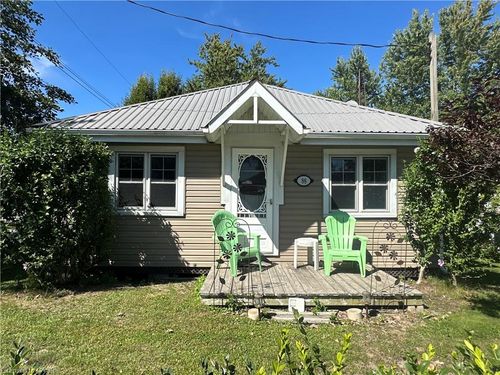 88 Erie Blvd, Port Rowan, ON, N0E1M0 | Card Image