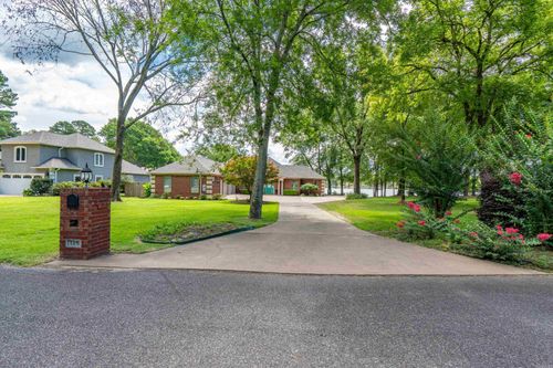115 Big Duke Trl, Hot Springs, AR, 71913-2515 | Card Image