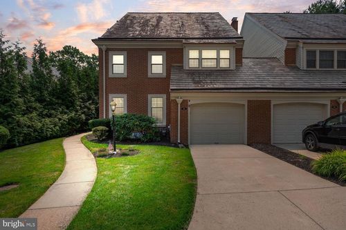 181 Foxwood Drive, Moorestown, NJ, 08057 | Card Image