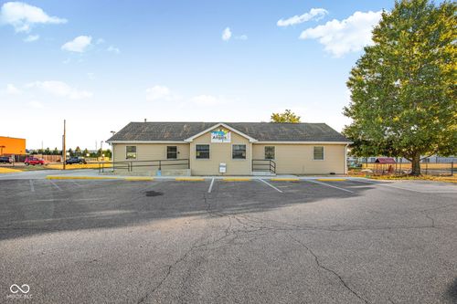 925 Hendricks Dr, Lebanon, IN, 46052-2974 | Card Image