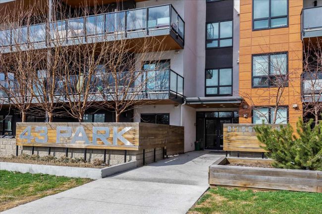 306 - 811 5 Street Ne, Home with 2 bedrooms, 2 bathrooms and 1 parking in Calgary AB | Image 4