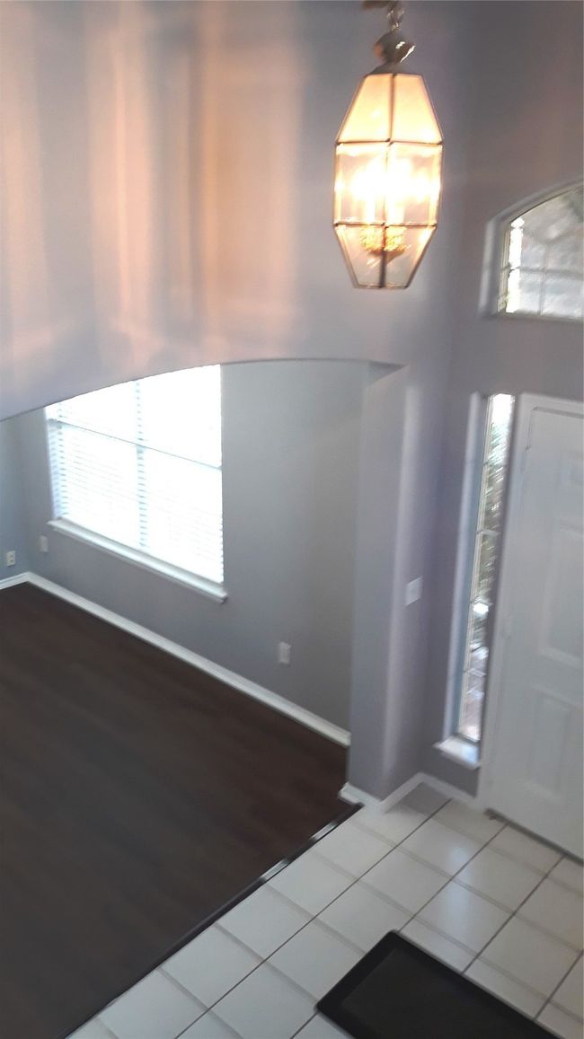 ENTRANCE OF HOUSE! | Image 5