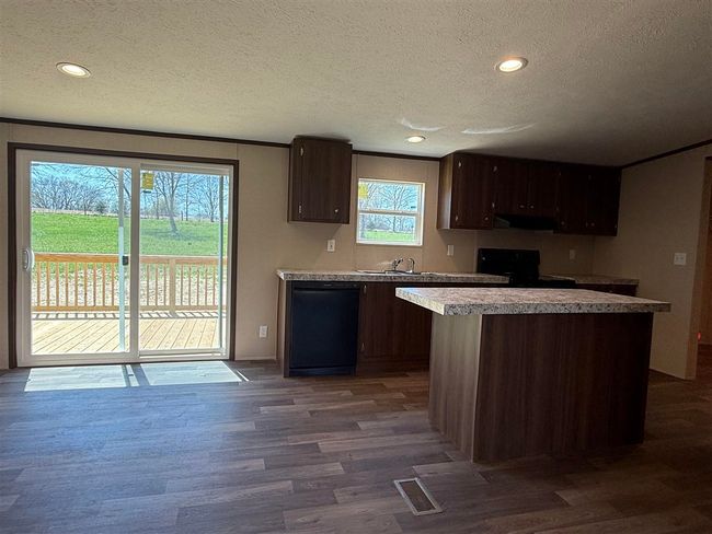 42 Beech St, House other with 4 bedrooms, 2 bathrooms and null parking in Smiths Grove KY | Image 17