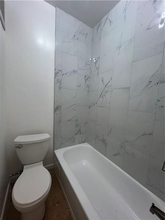 2842 Brighton 4 Th St, House other with 2 bedrooms, 1 bathrooms and null parking in Brooklyn NY | Image 9