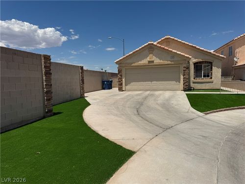 9180 Sparklewood Ct, Las Vegas, NV, 89129-6350 | Card Image