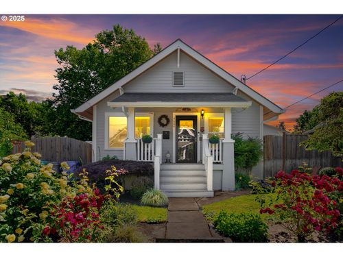 4604 Se 30th Ave, Portland, OR, 97202-3634 | Card Image