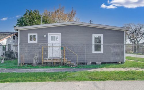 3802 Ranch St, Houston, TX, 77026-6573 | Card Image