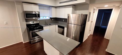 apt-1-7333 Dickens Ave, Miami Beach, FL, 33141-2524 | Card Image