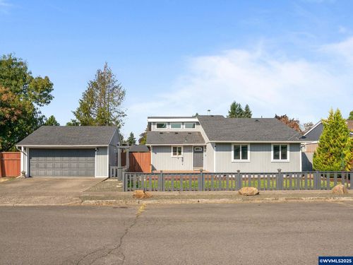 1487 Kristan Ct, Stayton, OR, 97383-9546 | Card Image