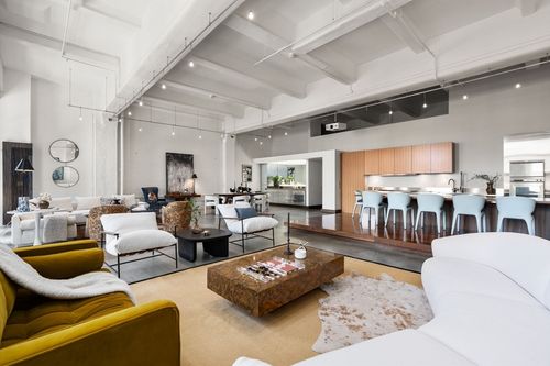 apt-8a-42 Chauncy St, Boston, MA, 02111-2308 | Card Image