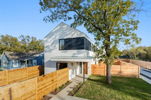 1-2101 Thrasher Ln, Austin, TX, 78741-6617 | Card Image
