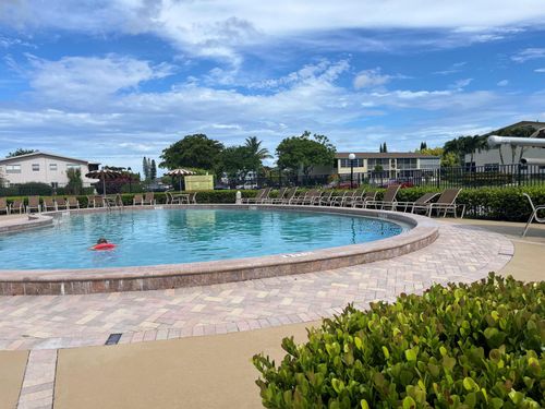 95 Easthampton D, West Palm Beach, FL, 33417-1916 | Card Image